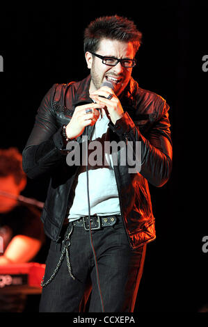Mar 21, 2010 - Hampton, Virginia; USA - Musician JAKE OWEN performs ...