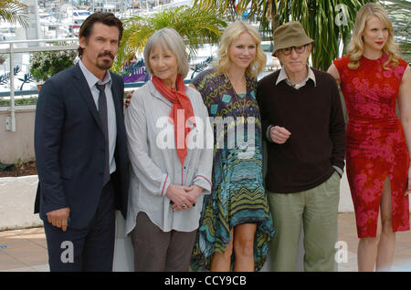 Actors Josh Brolin, Gemma Jones, Naomi Watts, writer/director Woody Allen and Lucy.. Stock Photo