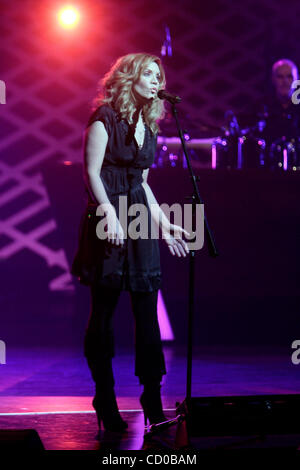 Apr 10, 2010 - Ledyard, Connecticut, U.S. - Singer ALISON KRAUSS perform at Kenny Rogers: The First 50 Years at The MGM Grand at Foxwoods on April 10, 2010. (Credit Image: © Aviv Small/ZUMA Press) Stock Photo