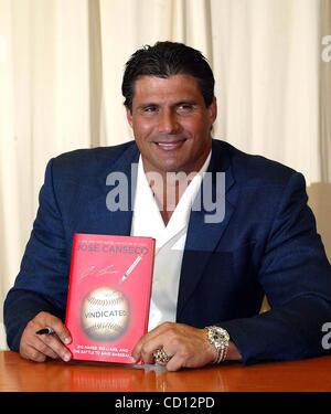 Jose canseco old school vs hi-res stock photography and images - Alamy