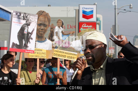 Oct 27, 2008; San Francisco, CA, USA; PRINCE AYO AJISEBUTU of Nigeria speaks at a San Francisco 'Chevwrong' rally marking opening day of human rights lawsuit against Chevron. In Bowoto vs. Chevron, Chevron is charged with the killing of unarmed Nigerians who protested environmental and economic harm Stock Photo