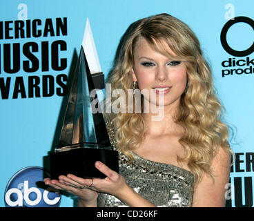 Nov 23, 2008 - Los Angeles, California, USA - Musician TAYLOR SWIFT in the press room at the 2008 American Music Awards held at the Nokia Theatre. (Credit Image: © Lisa O'Connor/ZUMA Press)