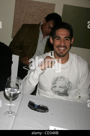 Apr. 9, 2008 - New York, New York, U.S. - PRESS CONFERENCE  TO ANNOUNCE WORLD WELTERWEIGHT CHAMPIONSHIP DOUBLEHEADER TO BE HELD APRIL 12 IN ATLANTIC New York AND TELEVISED ON HBO: COTTO VS. GOMEZ AND CINTRON VS. MARGARITO.SOFRITO PUERTO RICAN RESTAURANT , NEW YORK New York 04-09-2008.       2008.K57 Stock Photo