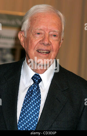 Apr. 28, 2008 - New York, New York, U.S. - FORMER PRESIDENT JIMMY CARTER  SIGNS COPIES OF HIS BOOK, ''REMARKABLE MOTHER'' , A TRIBUTE TO HIS OWN MOTHER AT BARNES AND NOBEL BOOKSTORE .FIFTH AVENUE    04-28-2009.       2008.FORMER PRESIDENT JIMMY CARTER  .K57897RM(Credit Image: Â© Rick Mackler/Globe P Stock Photo