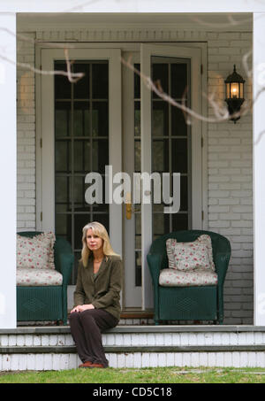 BONNIE MCENEANEY, author of 'Messages: Signs, Visits and Premonitions from Loved Ones Lost on 9/11'  at her home in New Canaan, Connecticut. where she lived with her late husband Eamon, who worked at Cantor Fitzgerald on the 105th floor of the North Tower and died in the attacks on the World Trade C Stock Photo