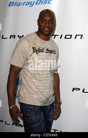 July 14, 2008 - Holmby Hills, California, U.S. - Jul 14, 2008 - Holmby Hills, California, USA - New York Giants Wide Receiver AMANI TOOMER on the 'Blu' carpet for the Playboy and Blu-Ray Pre-ESPY Awards Pool Party at the Playboy Mansion on Monday, July 14 in Holmby Hills, California. (Credit Image:  Stock Photo