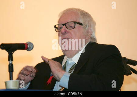 Ray Douglas Bradbury (born August 22, 1920) is an American mainstream, fantasy, horror, science fiction, and mystery writer. Best known for his 1953 dystopian novel Fahrenheit 451 and 1950's The Martian Chronicles, Bradbury is widely considered one of the greatest and most popular American writers o Stock Photo