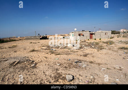 Destroyed buildings of Khan Younis refugee camp, Gaza Strip, Palestinian territories Stock Photo