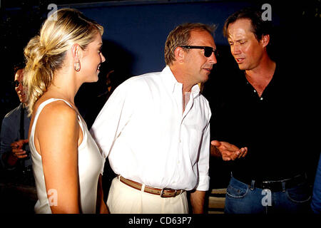 Aug. 13, 2003 - Hollywood, California, U.S. - I7883.OPEN RANGE PREMIERE AT THE ARCLIGHT CINEMAS HOLLYWOOD ,CA.08/11/2003.  /  /    2003.KEVIN COSTNER(Credit Image: Â© Phil Roach/Globe Photos/ZUMAPRESS.com) Stock Photo