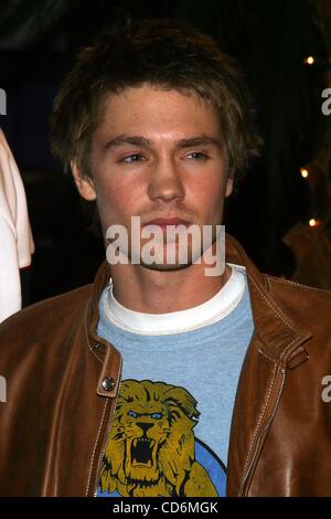 Jan. 18, 2004 - New York, New York, U.S. - K34977RM.ONE TREE HILLS CAST AND GAVIN DEGRAW AT THE PLANET HOLLYWOOD IN TIME SQUARE, NEW YORK New York .01/16/2004.  /     2004.CHAD MICHAEL MURRAY(Credit Image: Â© Rick Mackler/Globe Photos/ZUMAPRESS.com) Stock Photo