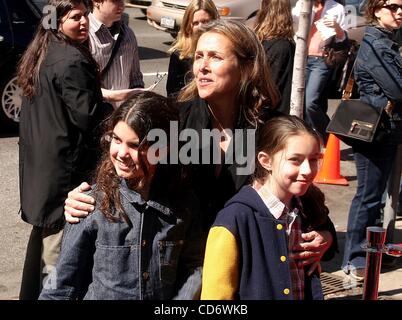 Mar. 28, 2004 - New York, New York, U.S. - K36343RM.PREMIERE SCREENING OF .''ELLA ENCHANTED''.AT THE CLEARVIEW BEEKMAN THEATRE , NEW YORK New York..03/28/2004 .   /     2004.MEREDITH VEIRA(Credit Image: Â© Rick Mackler/Globe Photos/ZUMAPRESS.com) Stock Photo