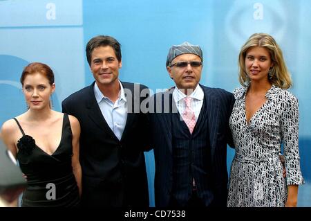 May 19, 2004 - New York, New York, U.S. - K37411RM.2004-2005 CBS UPFRONT PARTY..TAVERN ON THE GREEN , NEW YORK New York..05/19/2004.   /     2004.ROB LOWE, SARAH LANCASTER, JOE PANTOLIANO AND.AMY ADAMS(Credit Image: Â© Rick Mackler/Globe Photos/ZUMAPRESS.com) Stock Photo