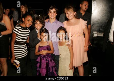 June 23, 2010 - New York, New York, U.S. - Arrivals and departures at the New York premiere of Grown Ups NYC 06-23-2010 Photos by   Rangefinder-  Photos Inc.Ã‚Â©2010.CHINA  ANN McCLAIN, CAMERON BOYCE, ALEXY NYCOLE SANCHEZ, JAKE GOLDBERG, ADA -NICOLE SANGER & FRIEND.K65237RM(Credit Image: Â© Rick Mac Stock Photo