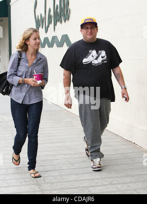 Sep. 02, 2010 - Los Angeles, California, U.S. - JONAH HILL out and about in Santa Monica, California 09-02-2010. K65725VP(Credit Image: Â© V.P./Globe Photos/ZUMApress.com) Stock Photo