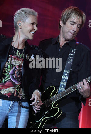 Swedish pop music duo Roxette live in Moscow. Pictured: Marie Fredriksson and Per Gessle . Stock Photo