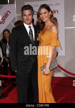 Sep 22, 2010 - Hollywood, California, USA - Actor DAVE ANNABLE & ODETTE YUSTMAN arriving to the 'You Again' World Premiere held at the El Capitan Theatre. (Credit Image: © Lisa O'Connor/ZUMApress.com) Stock Photo