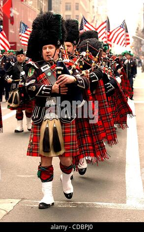 st patricks day 2003 in birmingham Stock Photo - Alamy