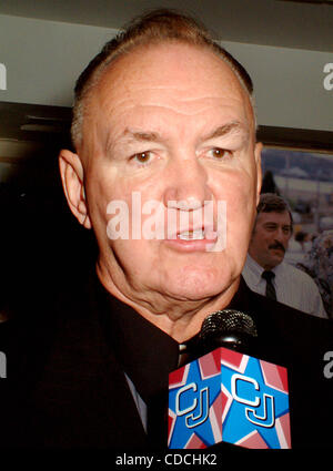 K34098ML.CHUCK WEPNER, A FORMER HEAVYWEIGHT BOXER HAS FILED A LAWSUIT AGAINST  SYLVESTER STALLONE. WEPNER CLAIMS HE WAS THE INSPIRATION FOR THE ROCKY CHARACTER AND THAT STALLONE OWES HIM MONEY FOR USING NAME IN PROMOTION OF THE ROCKY MOVIES. MICKEY MANTLE'S, NEW YORK New York 11/13/2003.  /    2003. Stock Photo