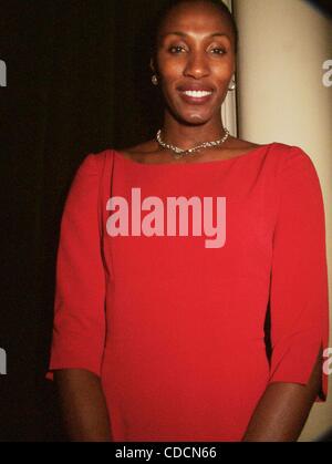 K33556ML  PRESS CONFERENCE FOR THE WOMEN'S SPORTS FOUNDATION AT WALDORF ASTORIA, NEW YORK New York 10/20/2003.  /    LISA LESLIE(Credit Image: Â© Mitchell Levy/Globe Photos/ZUMAPRESS.com) Stock Photo