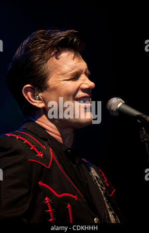 CHRIS ISAAK performing live at Trak Lounge Bar Melbourne Australia. Stock Photo