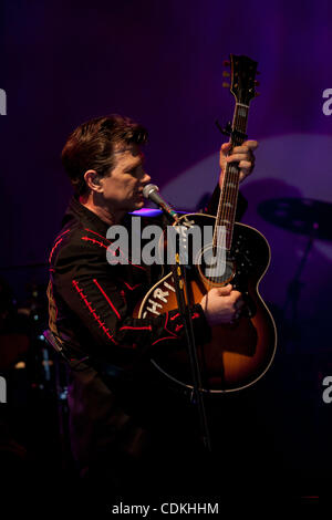 CHRIS ISAAK performing live at Trak Lounge Bar Melbourne Australia. Stock Photo