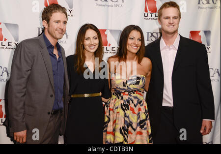 April 28, 2011 - Philadelphia Phillie's CHASE UTLEY And wife JENNIFER UTLEY,  with KYLE KENDRICK and girlfriend STEPHANIE LAGROSSA  at the Chase Utley's Casino night to support the Pennsylvania SPCA's fund to stop cruelty against animals., at the Chase Utley's Casino night to support the Pennsylvani Stock Photo