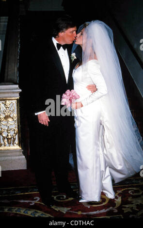 I6730.WEDDING OF DONALD TRUMP AND MARLA MAPLES.12/20/1993.(Credit Image: Â© Judie Burstein/Globe Photos/ZUMAPRESS.com) Stock Photo