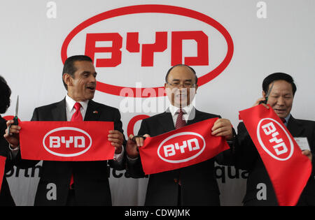 Oct. 24, 2011 - Los Angeles, CA, USA - Los Angeles Mayor Antonio Villaraigosa, Shenzhen Province Mayor Xu Qin, and Conulate General Qiu Shaofang, at the grand opening in North American headquarters of Chinese based automotive manufacturer and renewable energy firm BYD, in Los Angeles, California, U. Stock Photo