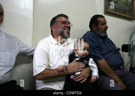 A Palestinian commander of the Hamas Islamist movement, Sheikh Hassan ...