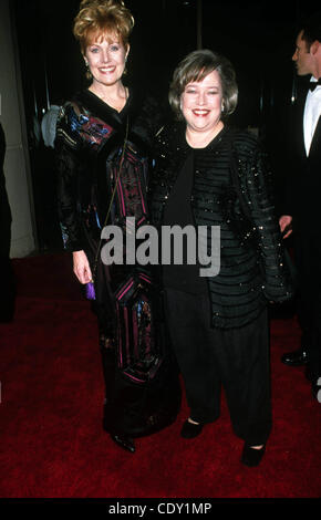 July 28, 2011 - Hollywood, California, U.S. - K14824FB.LYNN REDGRAVE & KATHY BATES.AFI Tribute to Dustin Hoffman.Beverly Hills Hilton Hotel, CA. 1999(Credit Image: Â© Fitzroy Barrett/Globe Photos/ZUMAPRESS.com) Stock Photo