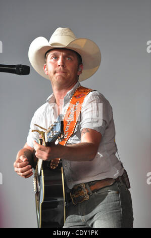 Jul 30, 2011 - Raleigh, North Carolina,  USA Country singer JUSTIN MOORE performing at the Time Warner Music Cable Pavillion in Raleigh. (credit image: ©Tina Fultz/ZUMA Press) Stock Photo