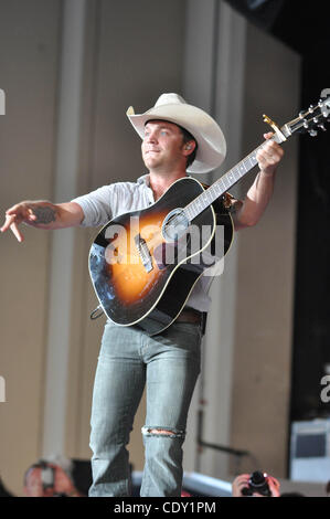 Jul 30, 2011 - Raleigh, North Carolina,  USA Country singer JUSTIN MOORE performing at the Time Warner Music Cable Pavillion in Raleigh. (credit image: ©Tina Fultz/ZUMA Press) Stock Photo