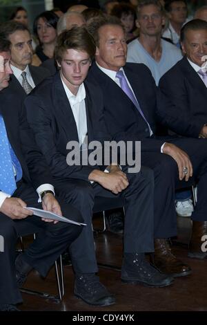 Oct. 7, 2011 - Madrid, Spain - Arnold Schwarzenegger and his son, Patrick, attend 'Arnold Classic Europe' 2011 Party at Cecilio Rodriguez's Gardens in Madrid (Credit Image: © Jack Abuin/ZUMAPRESS.com) Stock Photo