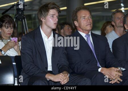 Oct. 7, 2011 - Madrid, Spain - Arnold Schwarzenegger and his son, Patrick, attend 'Arnold Classic Europe' 2011 Party at Cecilio Rodriguez's Gardens in Madrid (Credit Image: © Jack Abuin/ZUMAPRESS.com) Stock Photo