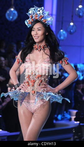 Nov. 9, 2011 - New York, New York, U.S. - Model LIU WEN on the runway at the 2011 Victoria's Secret Fashion Show held at the Lexington Avenue Armory. (Credit Image: © Nancy Kaszerman/ZUMAPRESS.com) Stock Photo