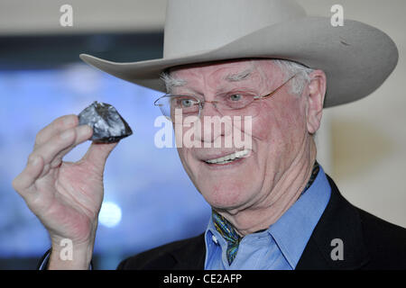 Larry Hagman visists solar panel producer Solarworld AG. Freiberg, Germany - 25.11.2010 Stock Photo