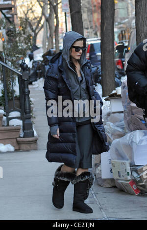 Sandra Bullock seen leaving her townhouse in Manhattan. New York City, USA - 31.01.11 Stock Photo