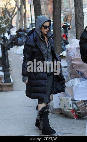 Sandra Bullock seen leaving her townhouse in Manhattan. New York City, USA - 31.01.11 Stock Photo