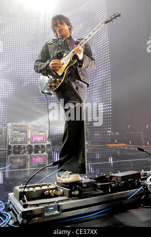 Dean DeLeo Stone Temple Pilots perform live in concert at Seminole Hard Rock Hotel & Casino Hollywood, Florida - 12.10.10 Stock Photo