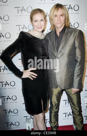 Kelly Rutherford and Marc Bouwer  attend the 10th anniversary party of TAO New York  New York City - 16.10.10 Stock Photo