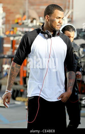 Game aka Jayceon Terrell Taylor Rapper filming an advertisement in Beverly Hills for Italian car company Fiat Los Angeles, California - 14.01.11 Stock Photo