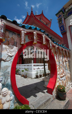 An circle entrance at the Kik Lok Si temple, penang Stock Photo