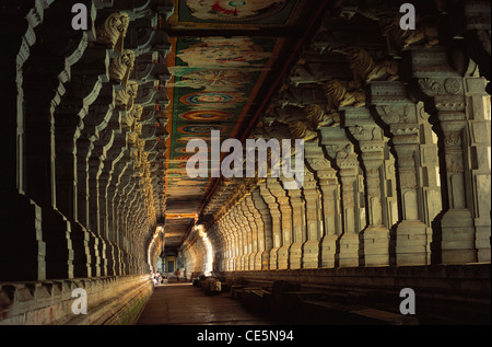 Ramanathaswamy Temple ; longest corridor in temple ; Rameswaram ; Ramesvaram ; Rameshwaram ; Pamban Island ; Tamil Nadu ; India ; Asia Stock Photo