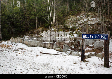 Willey House Station site, near the Appalachian Trail (Ethan Pond Trail), in the White Mountain National Forest of New Hampshire Stock Photo