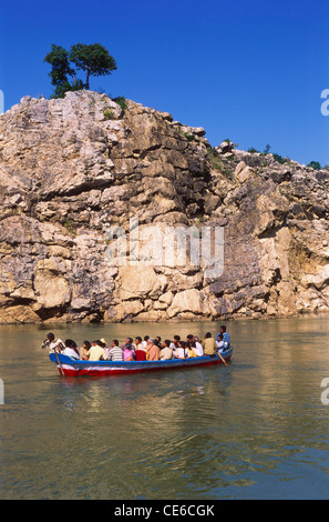 Marbel Rocks India Boating at marble rocks, Jabalpur, madhya pradesh, india Stock Photo ...