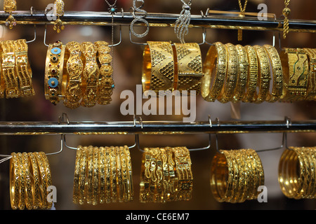 Jewellery shop in the Gold souq of Mutrah old Muscat Oman Stock Photo ...