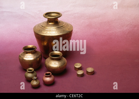 Brass utensils hi-res stock photography and images - Alamy