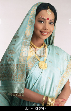 Bride sri lanka hi-res stock photography and images - Page 4 - Alamy