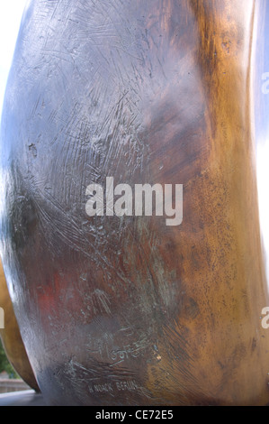Henry Moore, locking piece, sculpture Stock Photo