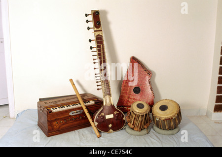 sdm 82976 - Harmonium Flute Sitar Swarmandal Tabla  Classical Indian Musical Instruments india Stock Photo